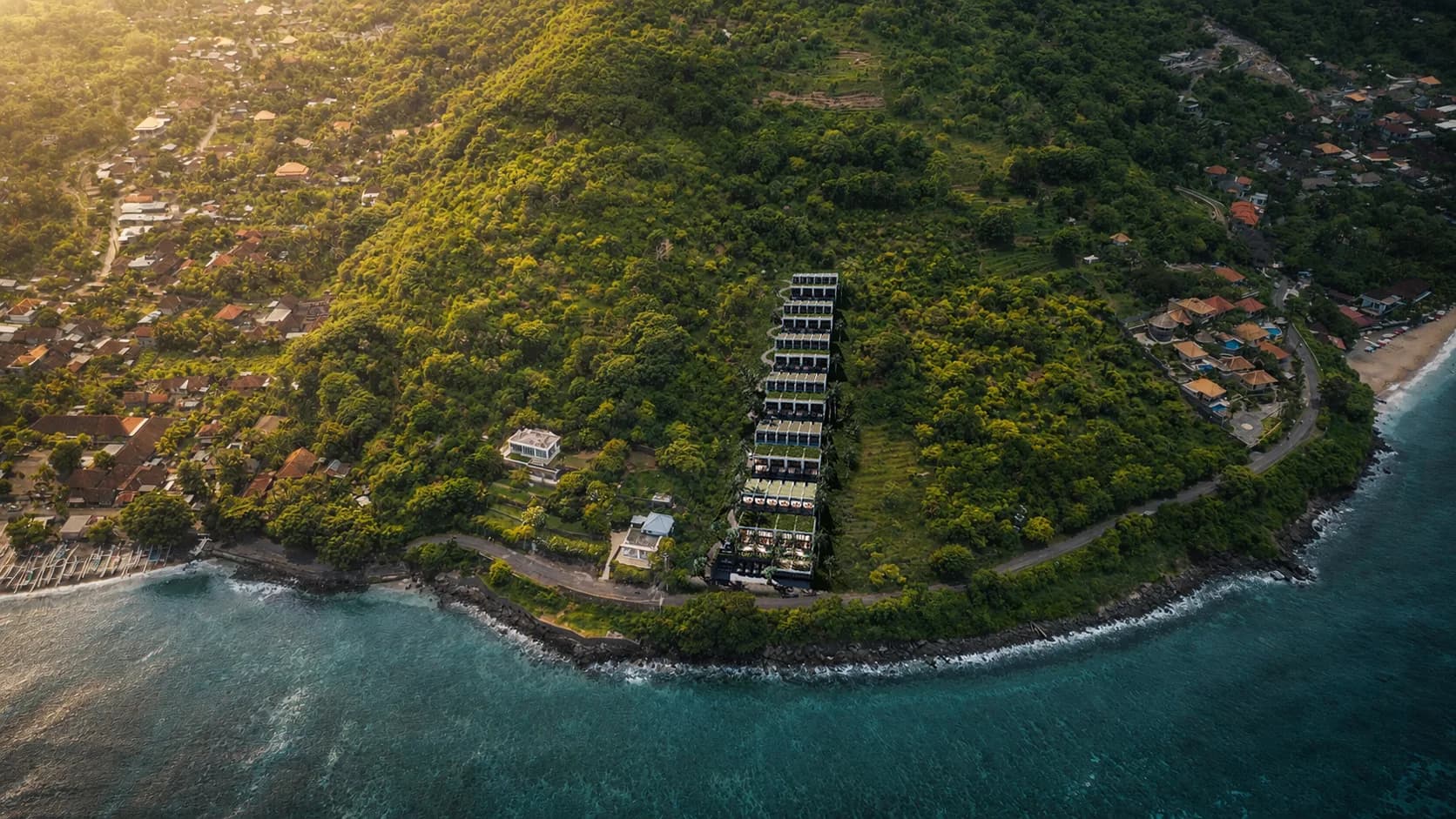 Rendu d’implantation de villas contemporaines sur le littoral d’Amed, Bali
