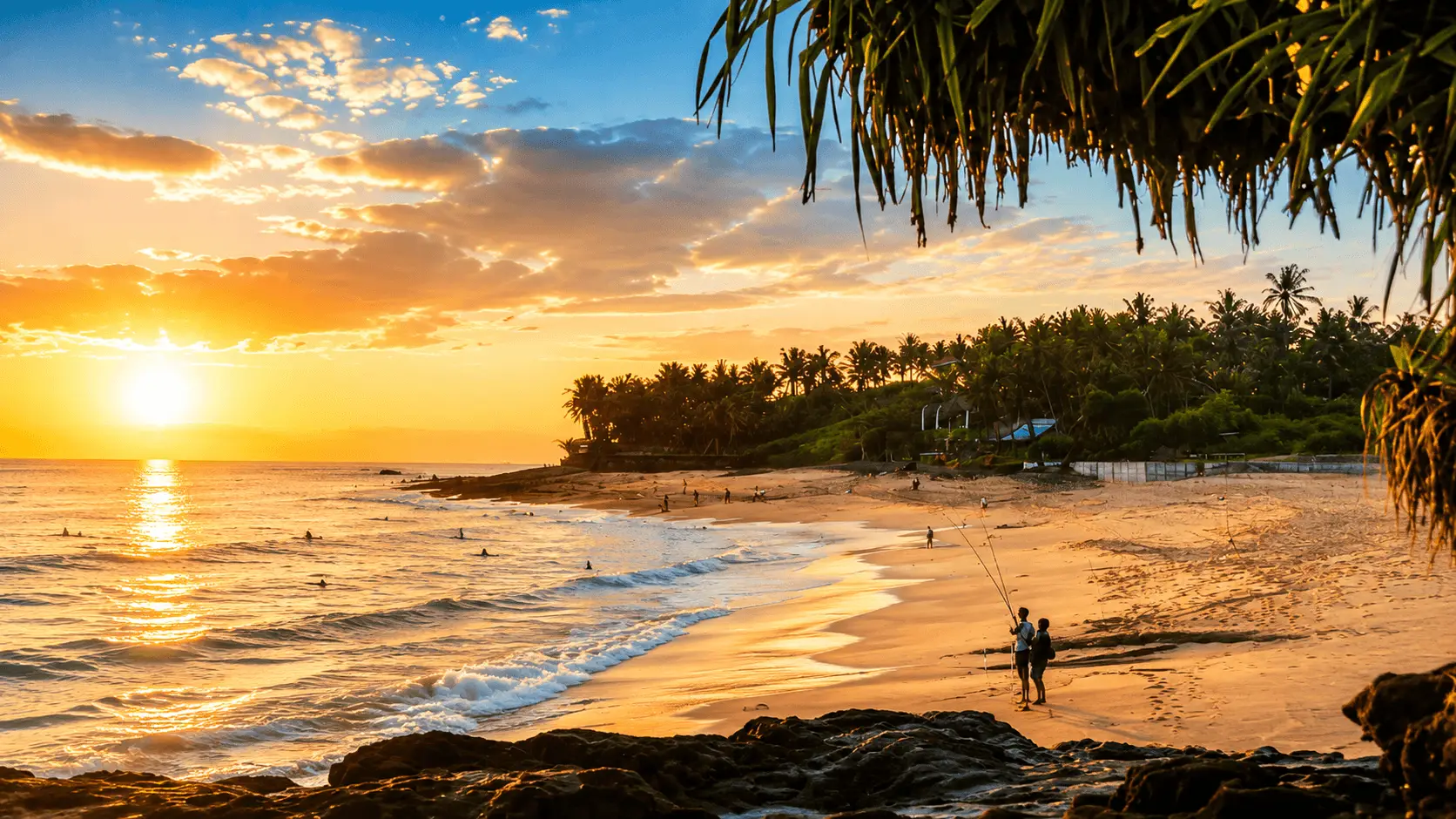 Plage de Seseh à Bali au coucher du soleil